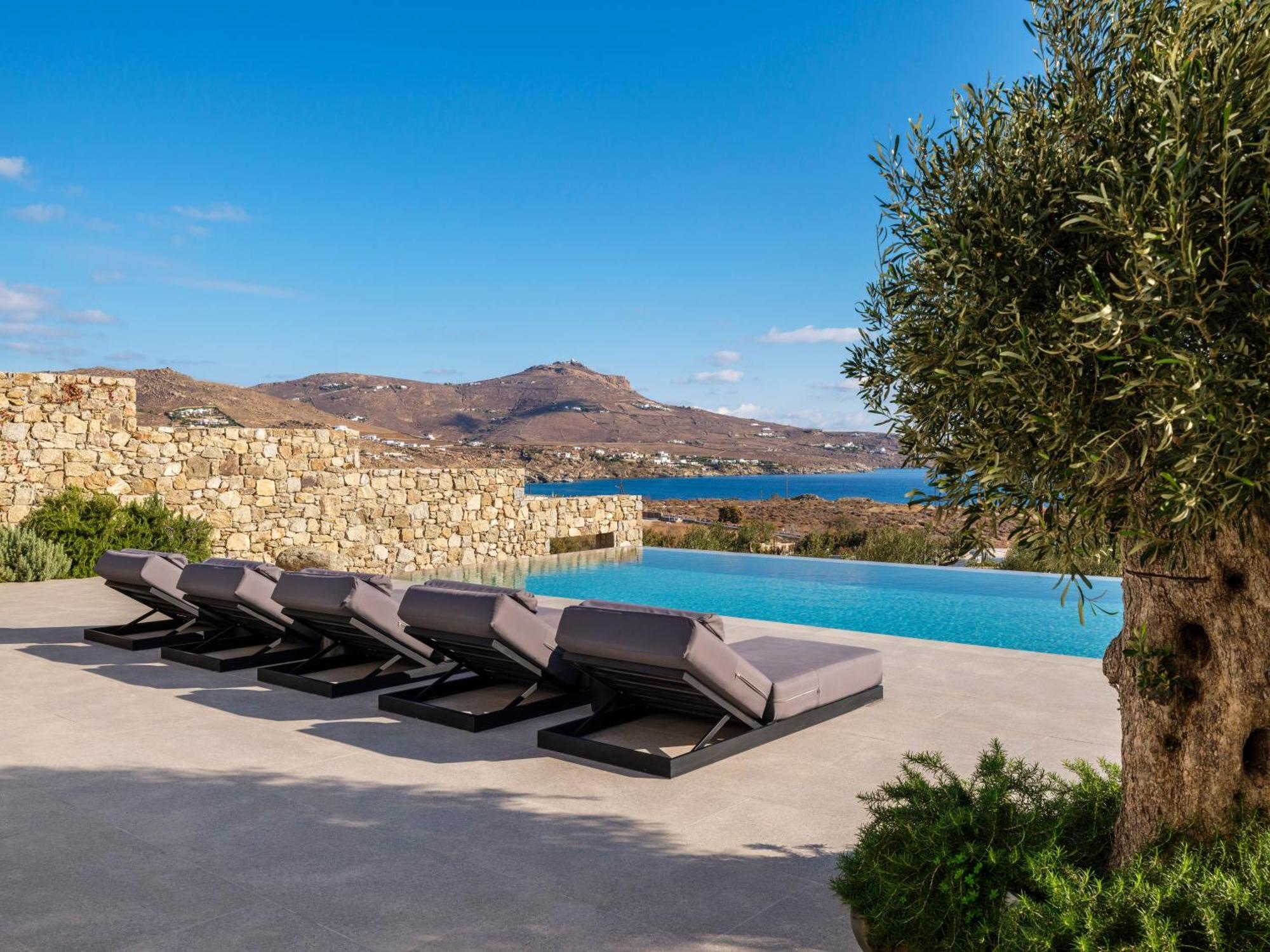 Blue Eye Grand Mykonos